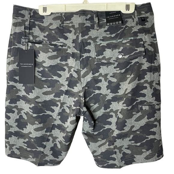 7 Diamonds Cloudbreak Hybrid Short Sz 33 NWT - Picture 2 of 8